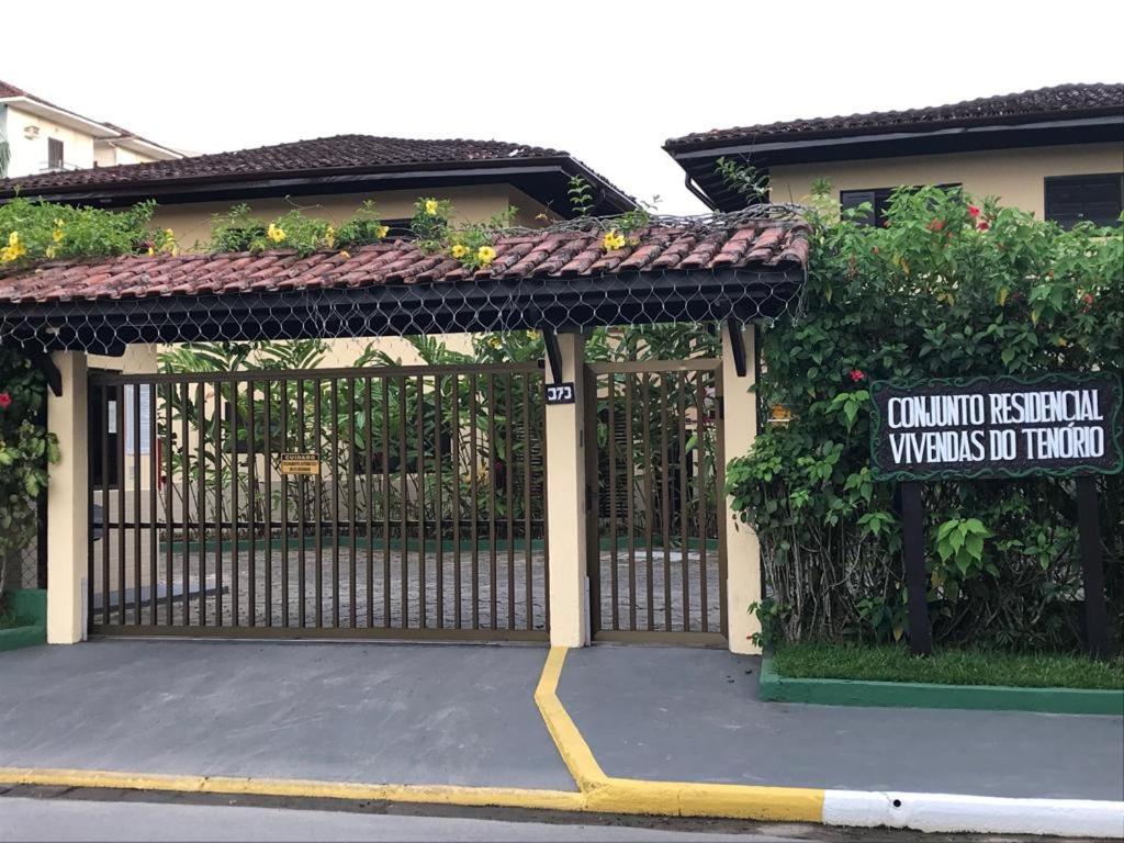 Apt 2 Dorms Tenorio Pe Areia Ubatuba Εξωτερικό φωτογραφία